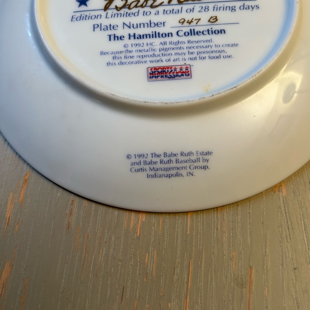 Babe Ruth Collector's Plate - Picture 4 of 4